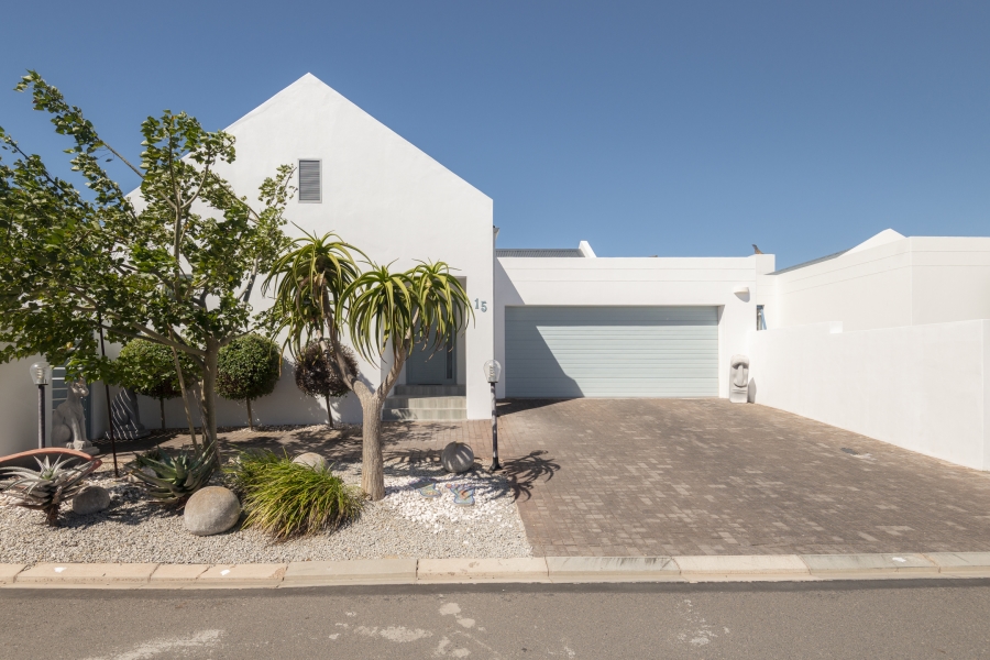 3 Bedroom Property for Sale in Blue Lagoon Western Cape